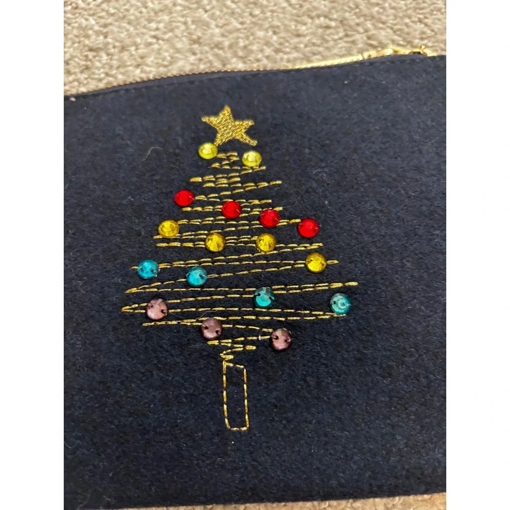 Talbots Wristlet One Size Navy Christmas Tree Embroidered Holiday Clutch NWT